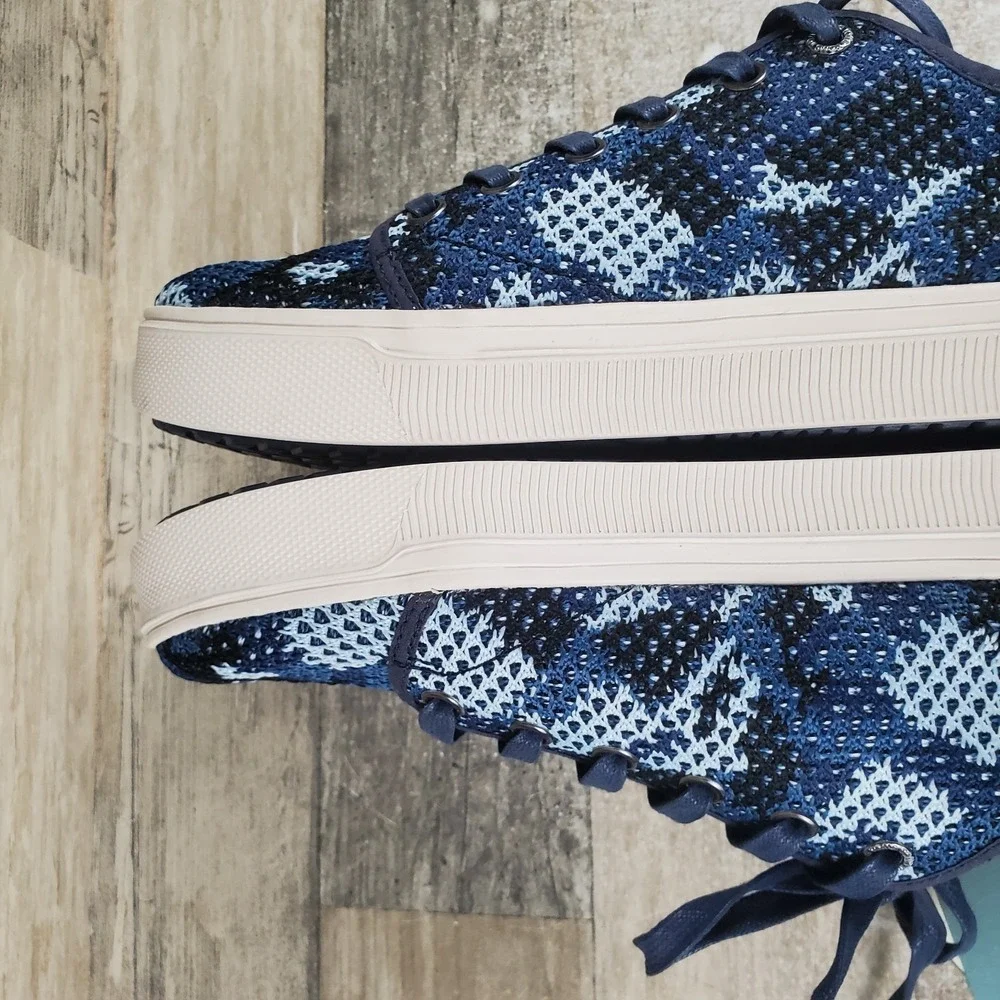 Toms Trvl Lite Low Mens Shoes Sz 8 Navy Flecktarn Camo Round Toe Casual Sneakers